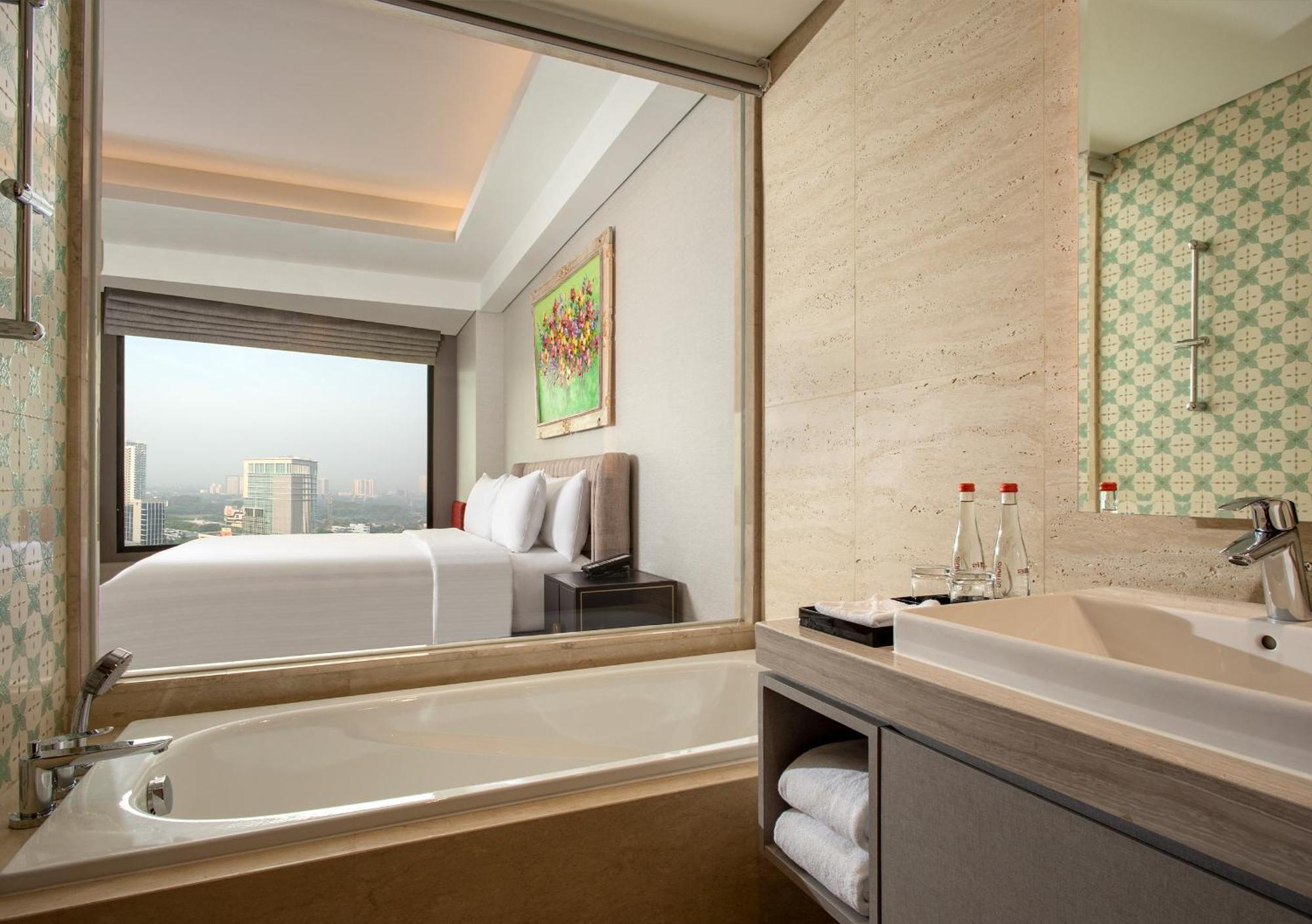 Trembesi Hotel Serpong Exterior foto